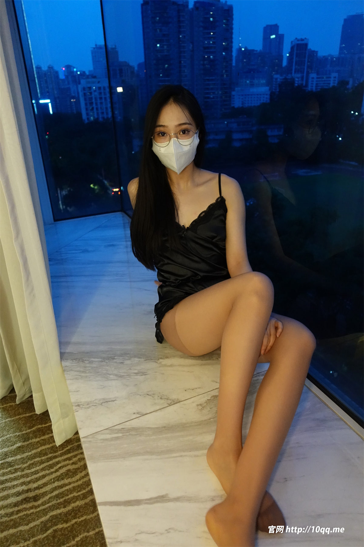 rosi口罩美女写真